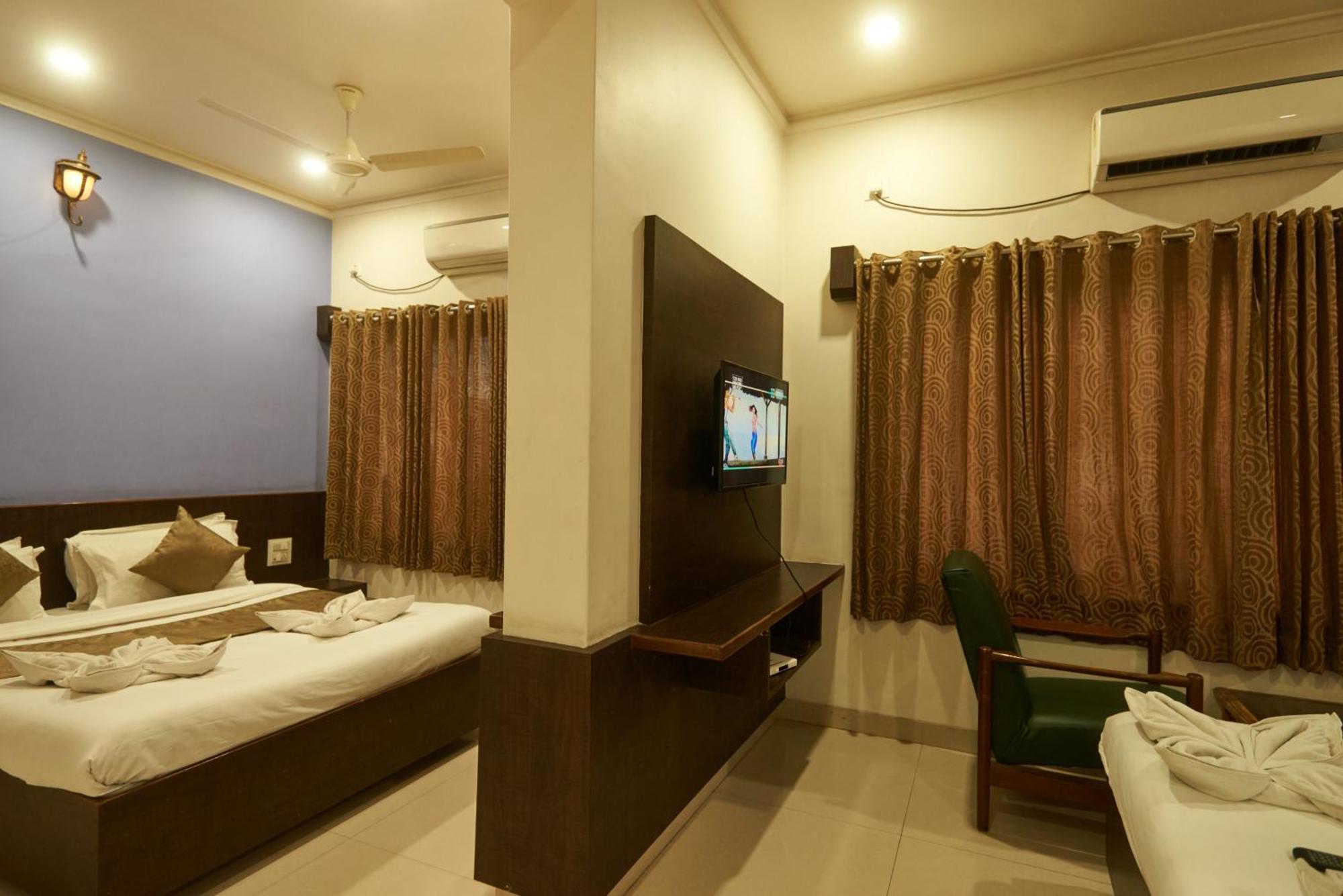 Hotel Pride Inn Shirdi Exterior foto